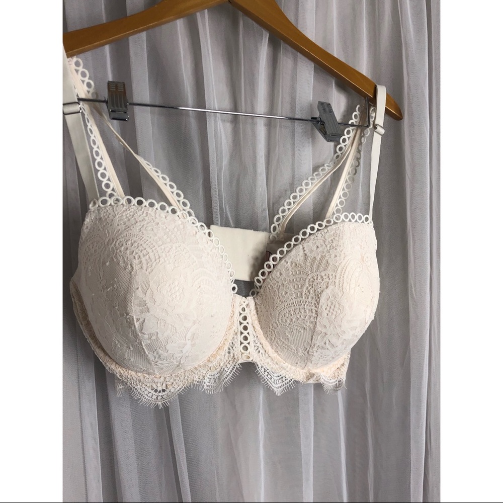 Victoria’s Secret Bra